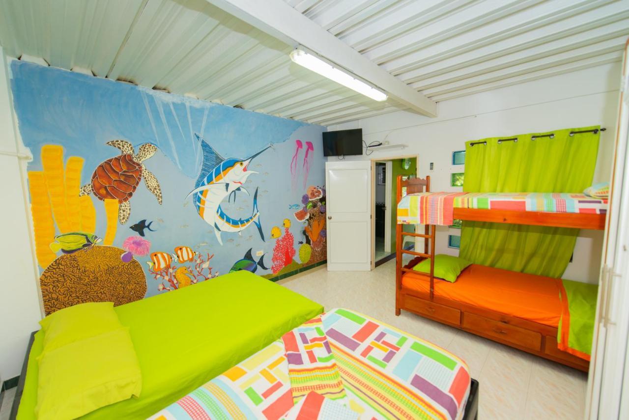 Apartamentos Turisticos El Conquistador San Andrés Exterior photo