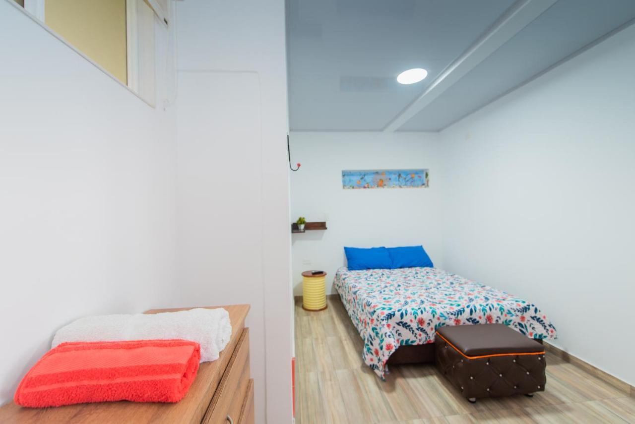 Apartamentos Turisticos El Conquistador San Andrés Exterior photo