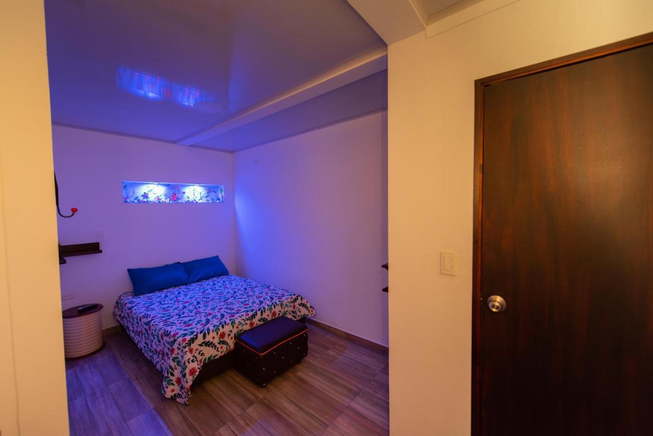 Apartamentos Turisticos El Conquistador San Andrés Exterior photo